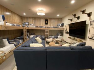 HardMaple-BuiltIn-Bunk-Room-2