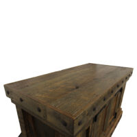 Custom-Trophy-Stand-3